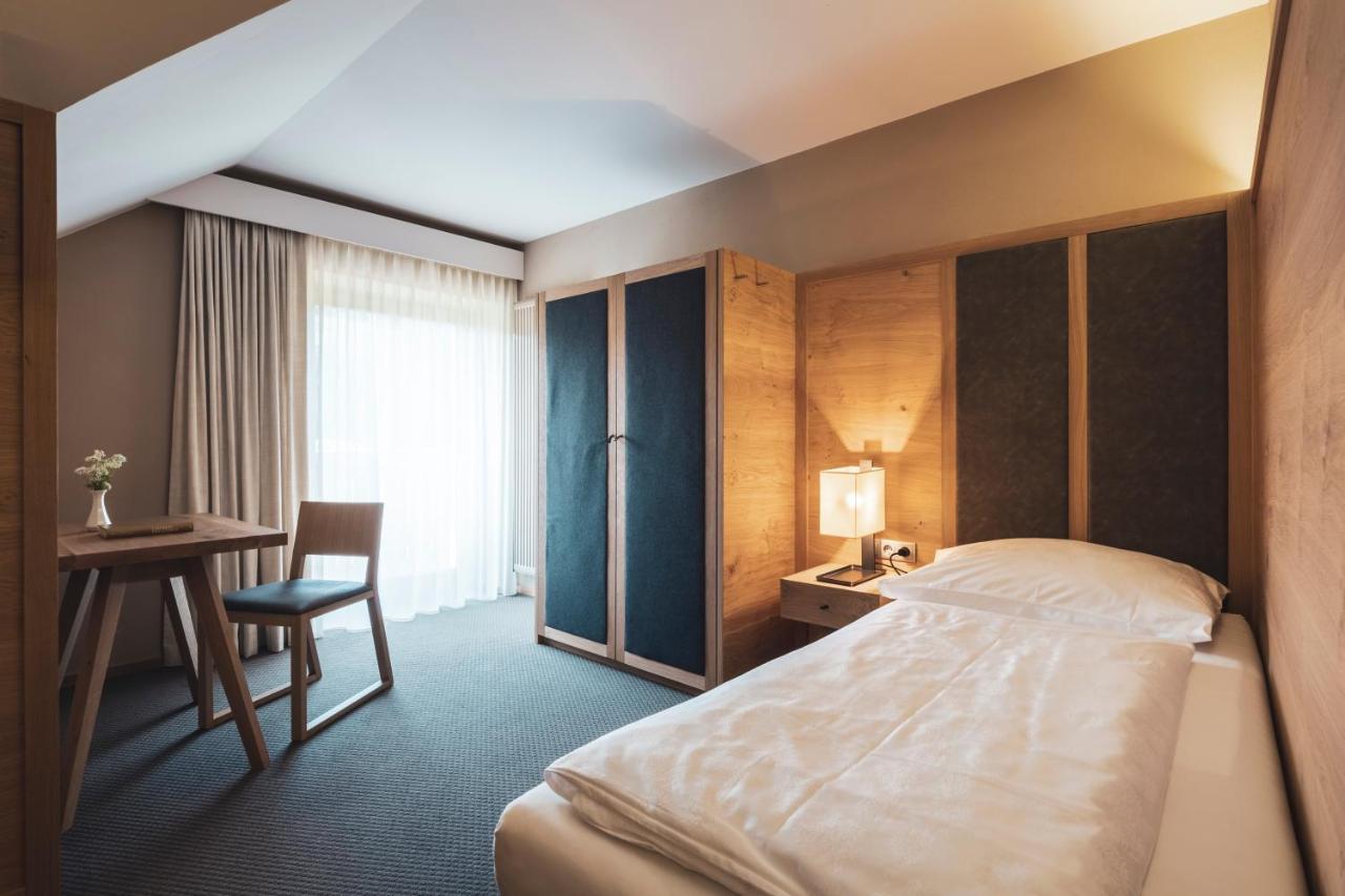 Hotel Arlara Corvara In Badia Ngoại thất bức ảnh