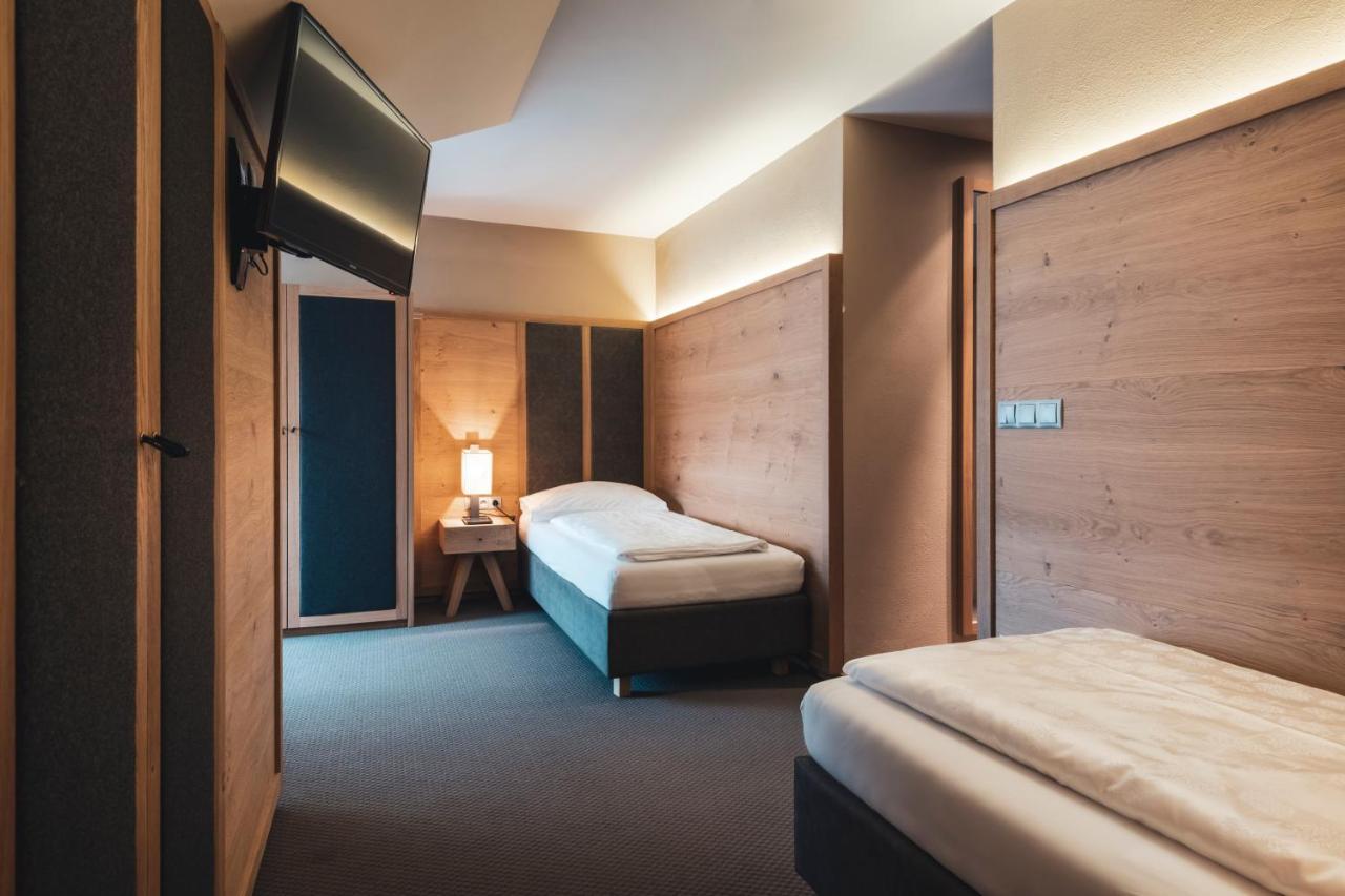 Hotel Arlara Corvara In Badia Ngoại thất bức ảnh